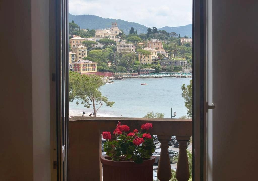 Caprera Flexyrent No Air Conditioning - Seafront Santa Margherita Ligure Bagian luar foto