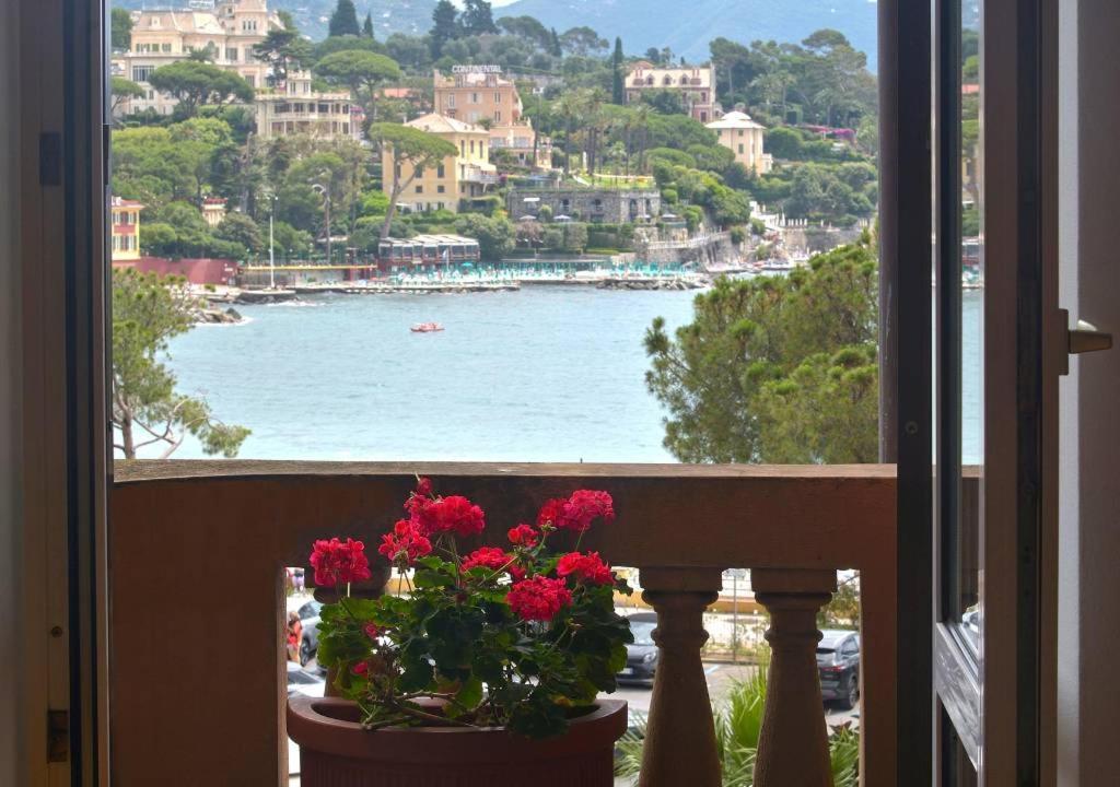 Caprera Flexyrent No Air Conditioning - Seafront Santa Margherita Ligure Bagian luar foto